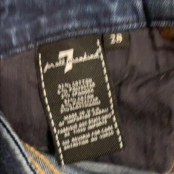 7FAMK - Picture 3 of 3